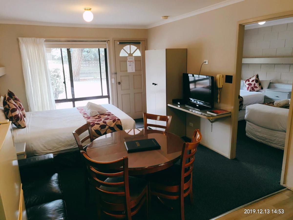 Coachman Motel And Holiday Units Cowes Extérieur photo